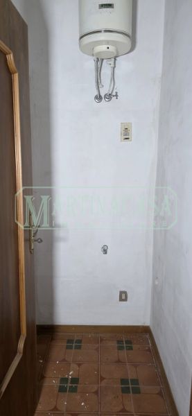 RIPOSTIGLIO RIPOSTIGLIO