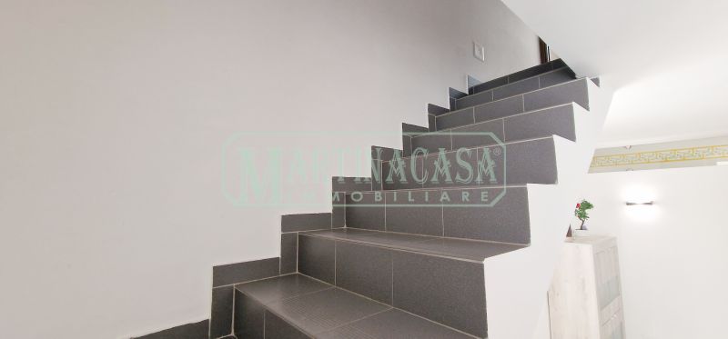 SCALA SECONDO PIANO 