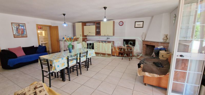 SOGGIORNO CON CUCINA 