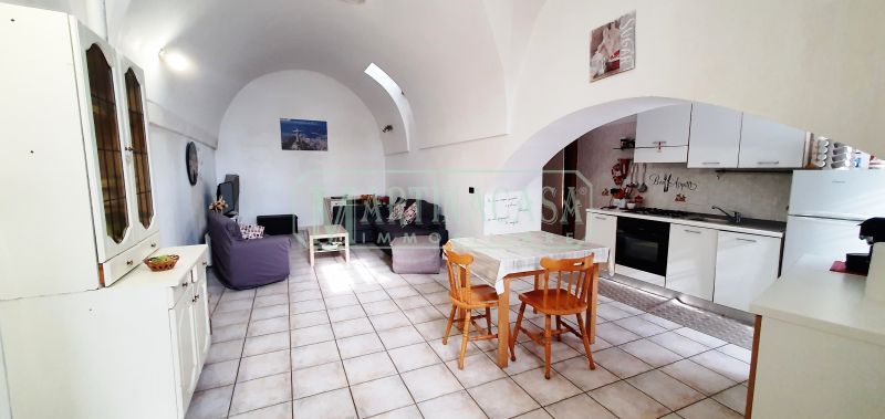 SALONE CON ZONA COTTURA 