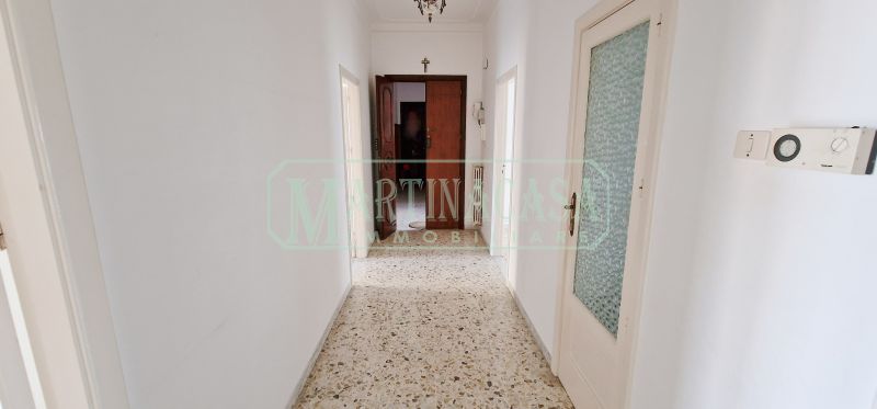 INGRESSO CON CORRIDOIO 
