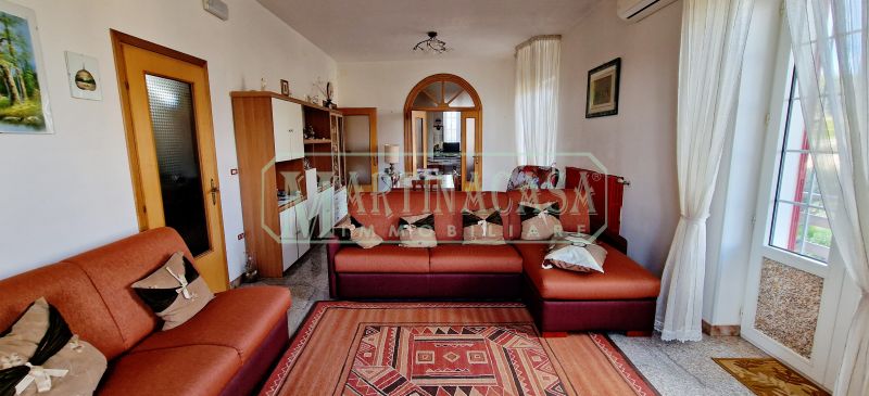 SALONE 