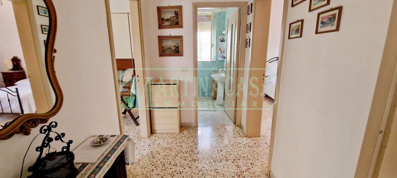 INGRESSO CON CORRIDOIO 