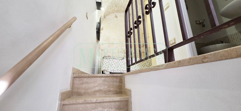 SCALA PRIMO PIANO 