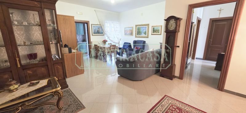 SALONE 